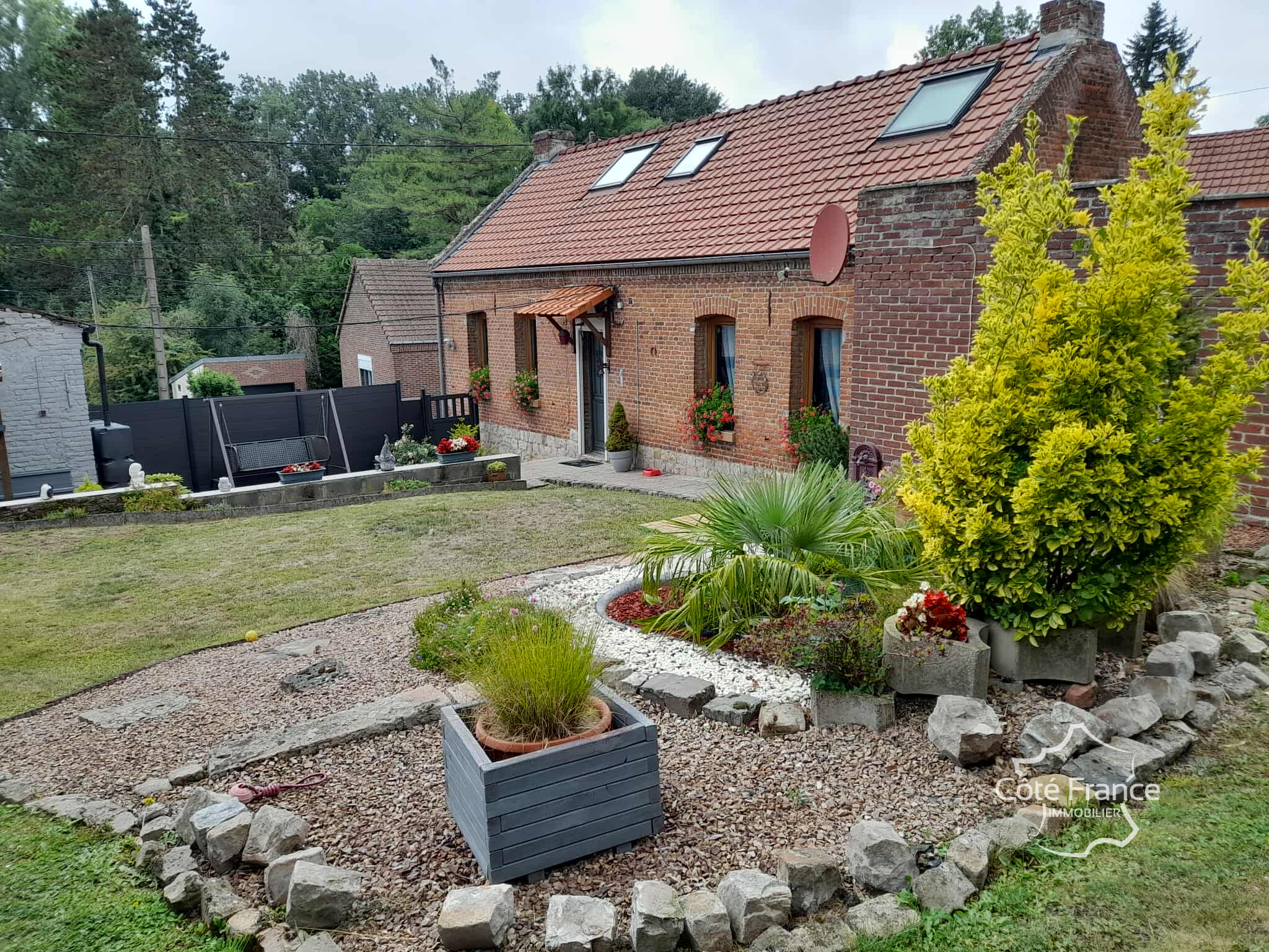 Agence immobilière de CÔTÉ FRANCE