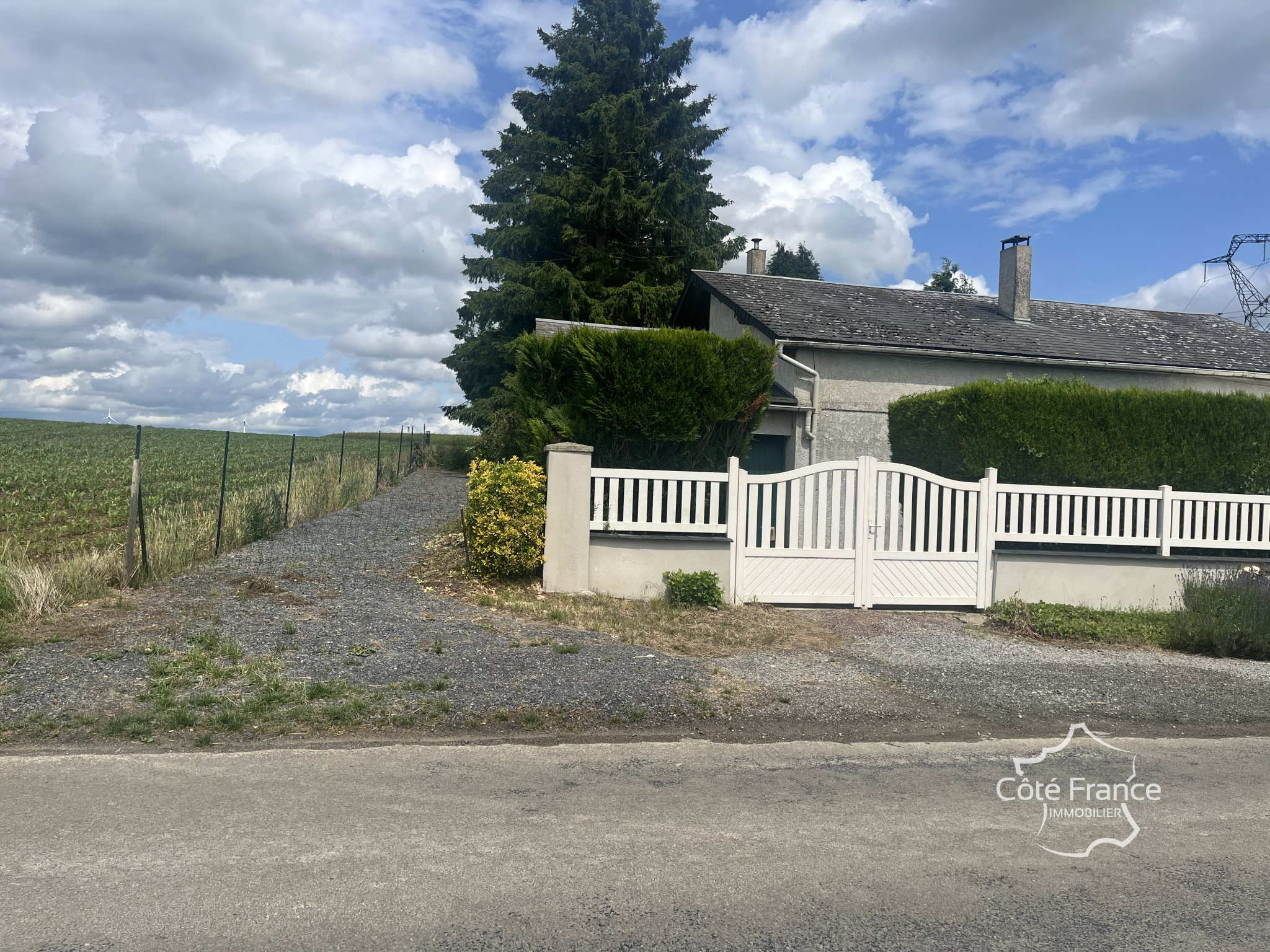 Agence immobilière de CÔTÉ FRANCE