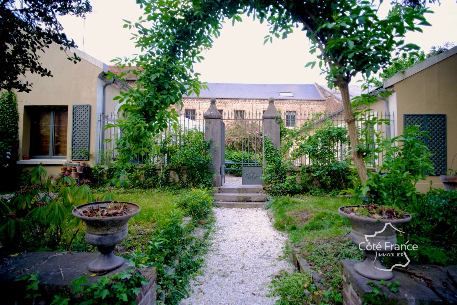 Agence immobilière de CÔTÉ FRANCE