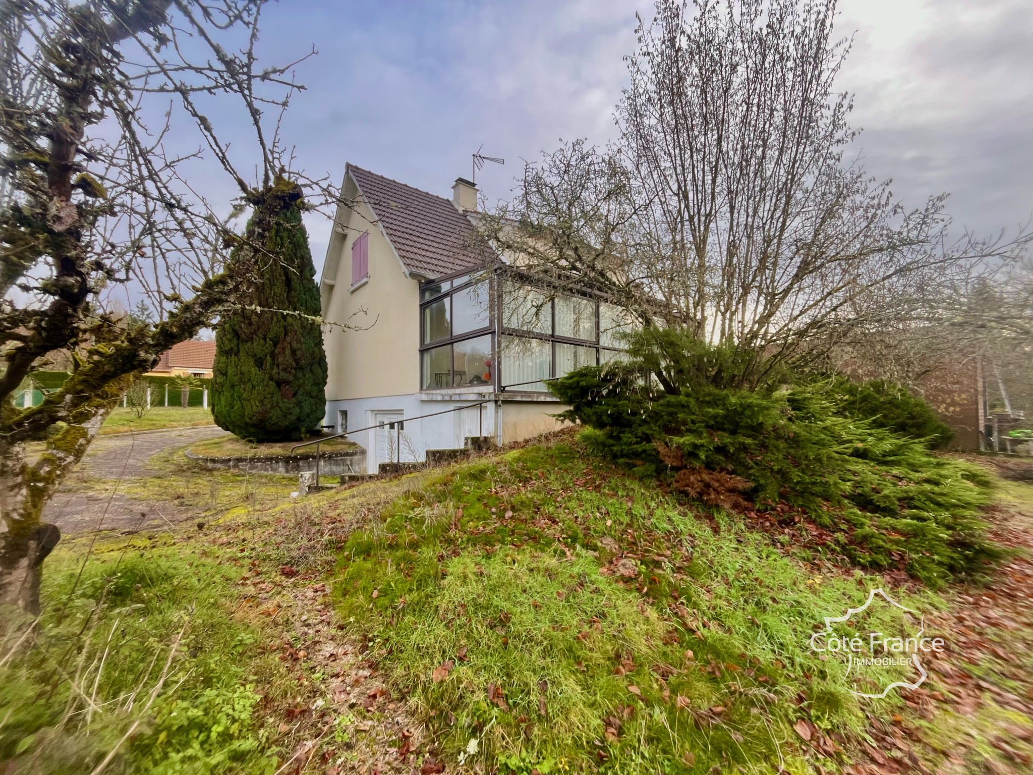 Agence immobilière de CÔTÉ FRANCE