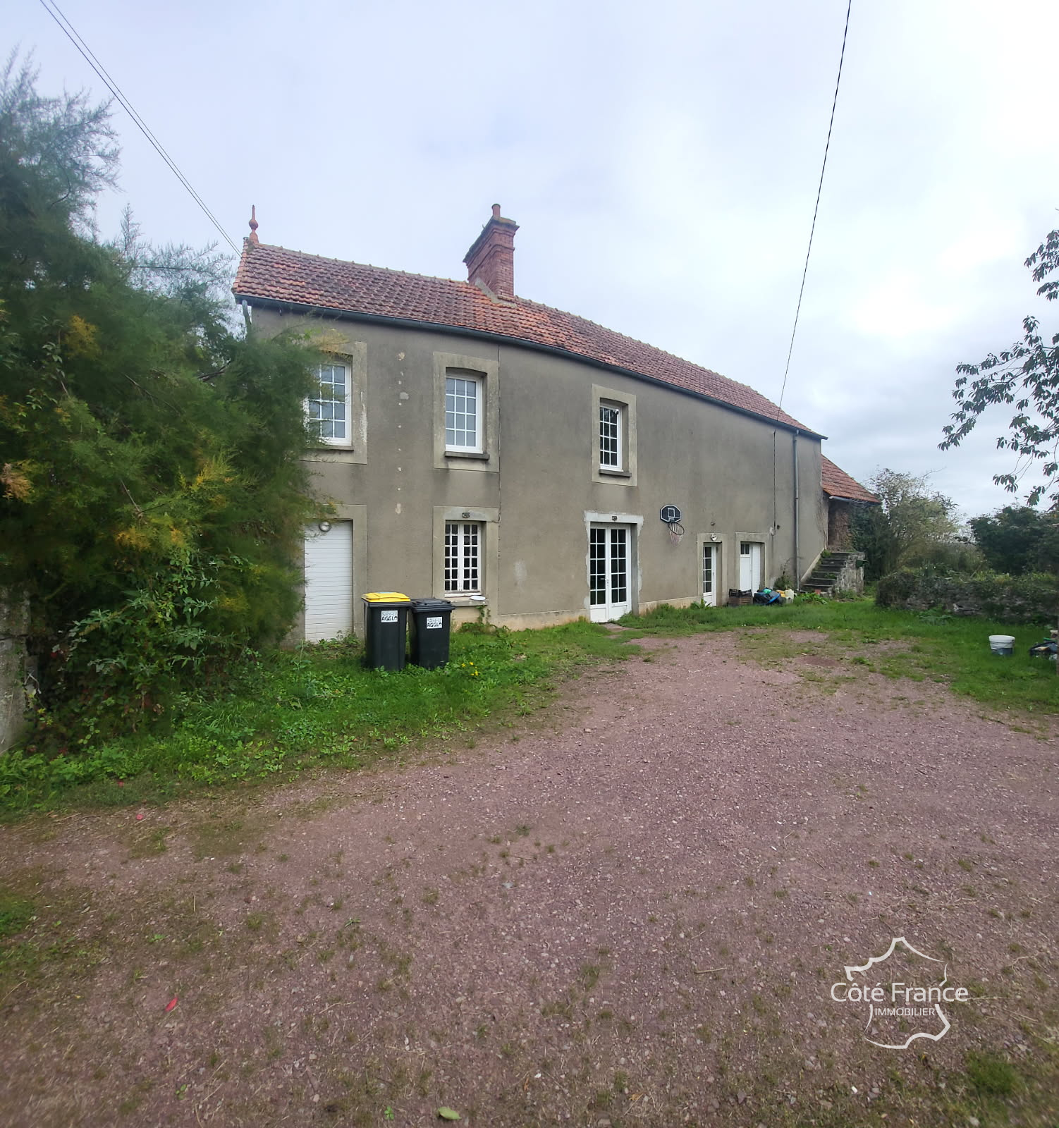 Agence immobilière de CÔTÉ FRANCE