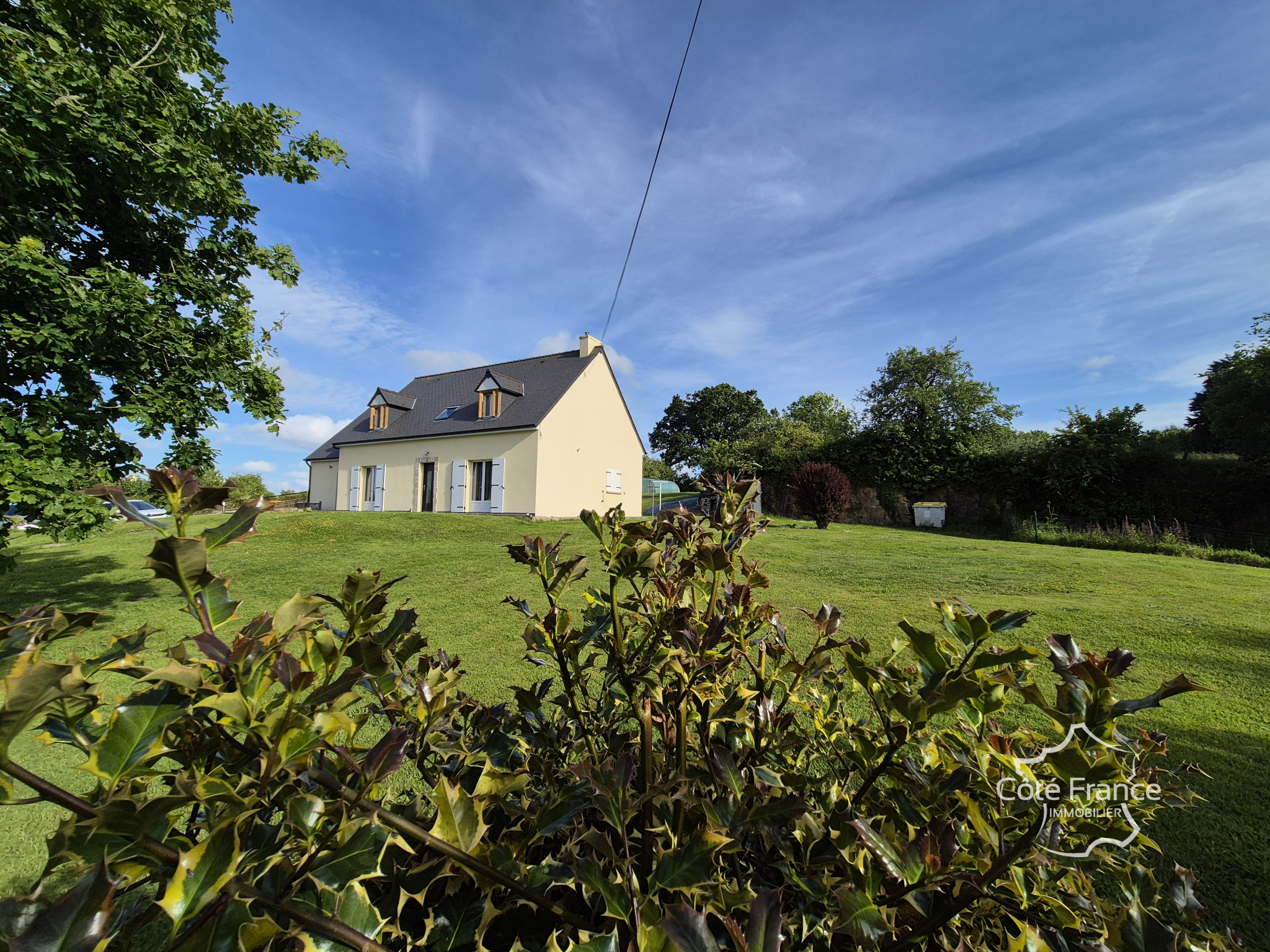 Agence immobilière de CÔTÉ FRANCE