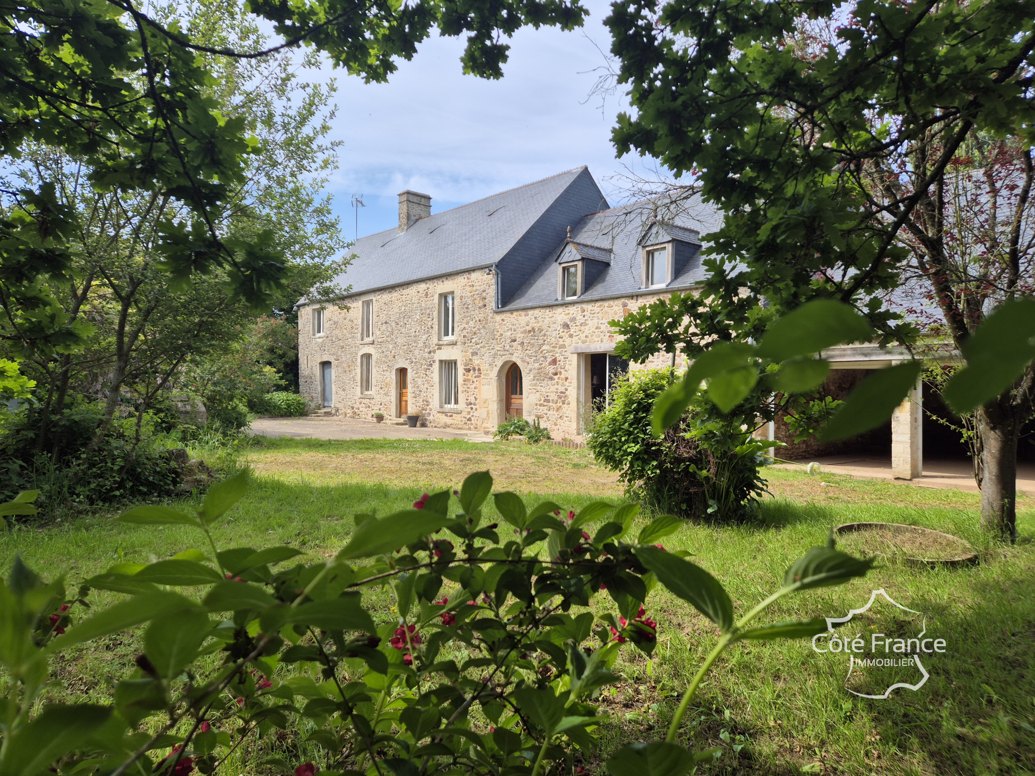 Agence immobilière de CÔTÉ FRANCE