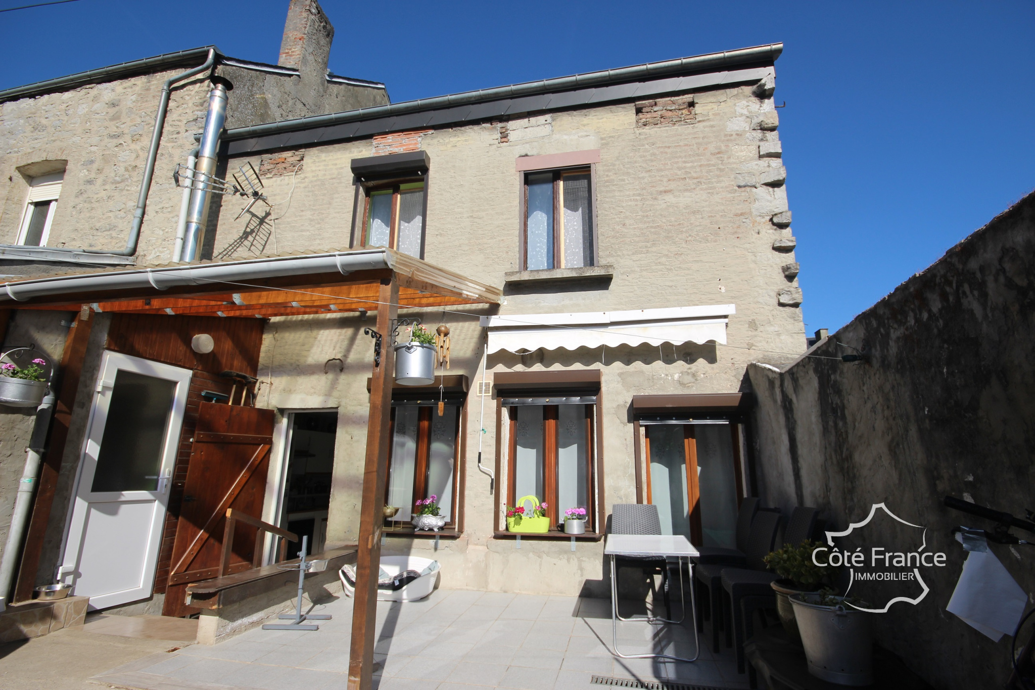 Agence immobilière de CÔTÉ FRANCE