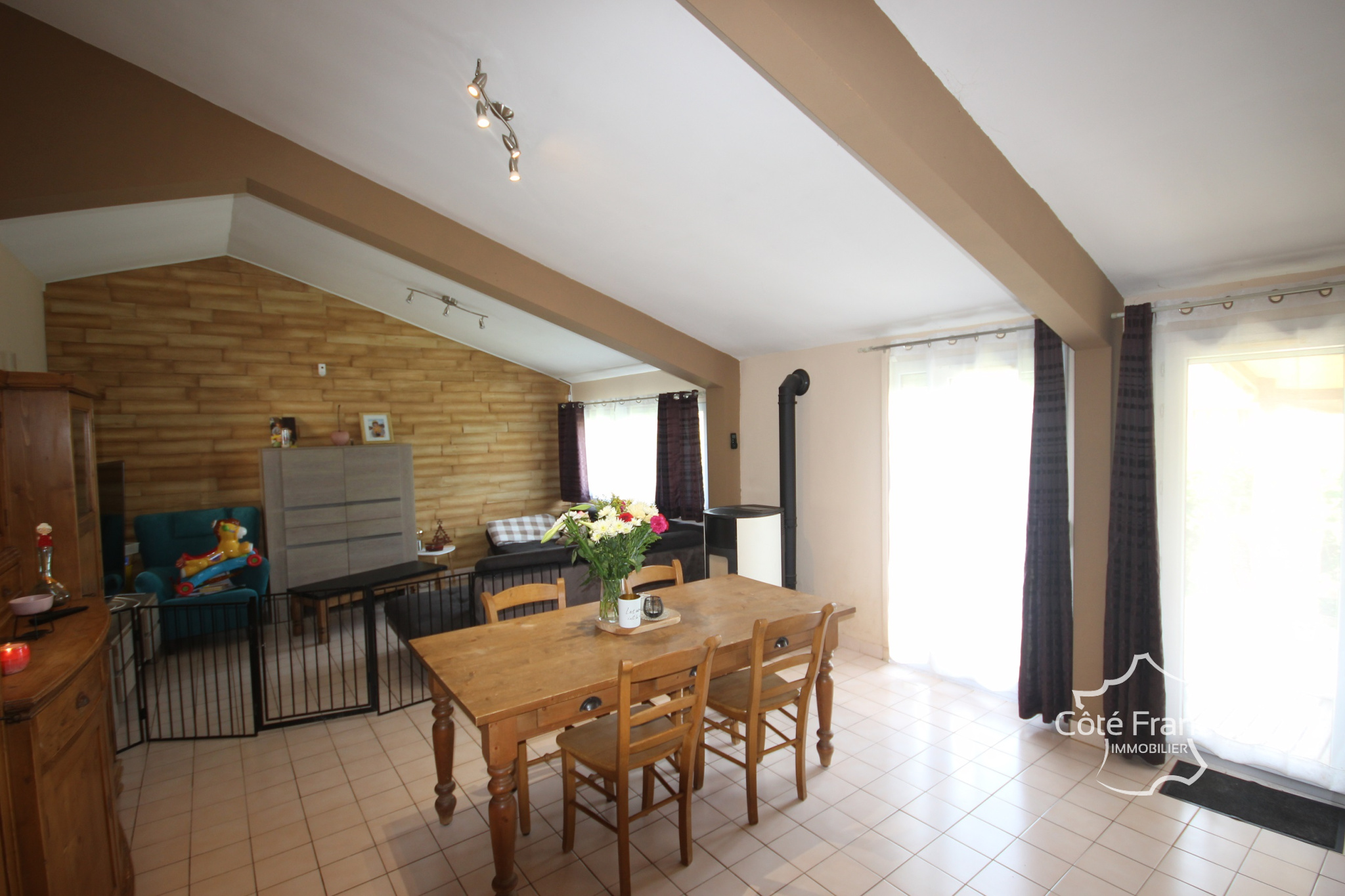 Agence immobilière de CÔTÉ FRANCE