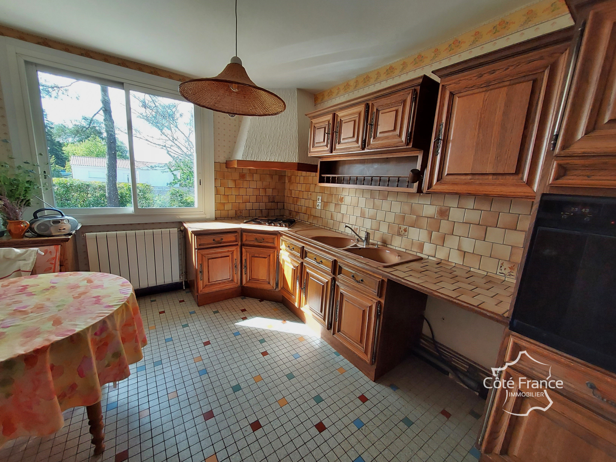 vente Grande Maison sur 2 niveaux avec possibilité d' extension